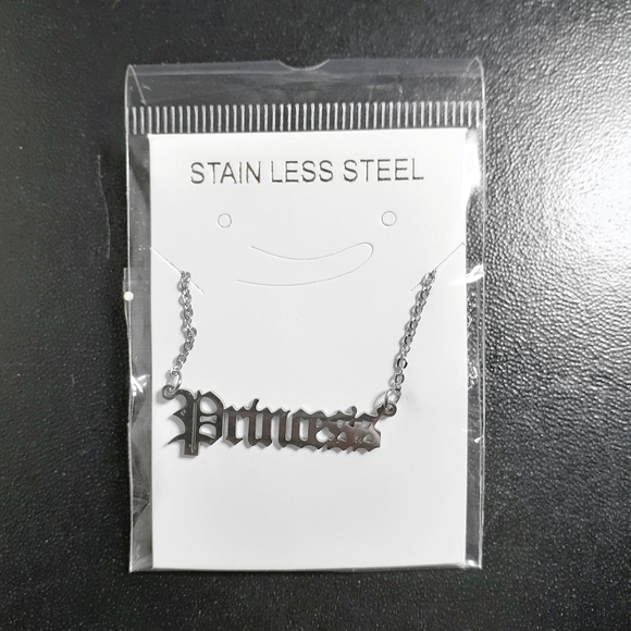'Princess' Script Necklace - Picture 2 of 4